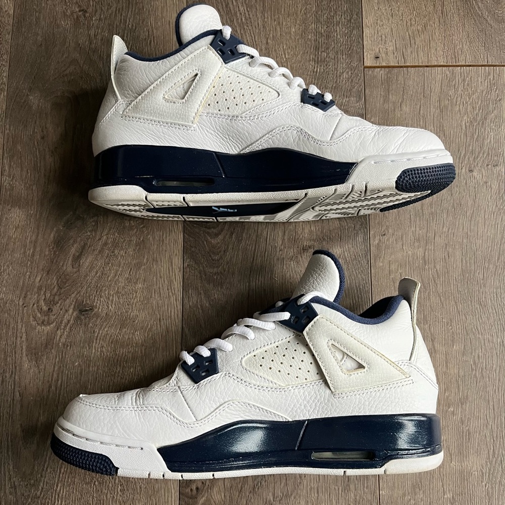 Jordan 4 legend blue